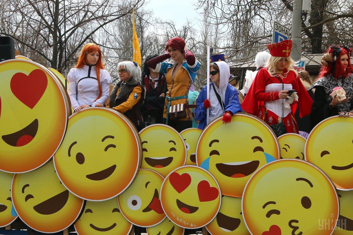 Цього року традиційне для свята сміху карнавальна хода присвячено багатонаціональності регіону