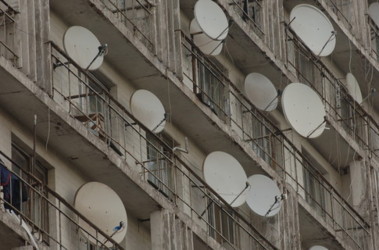 29 мая 2012, 8:37 Переглядів:   Депутати хочуть зробити супутникове ТБ платним