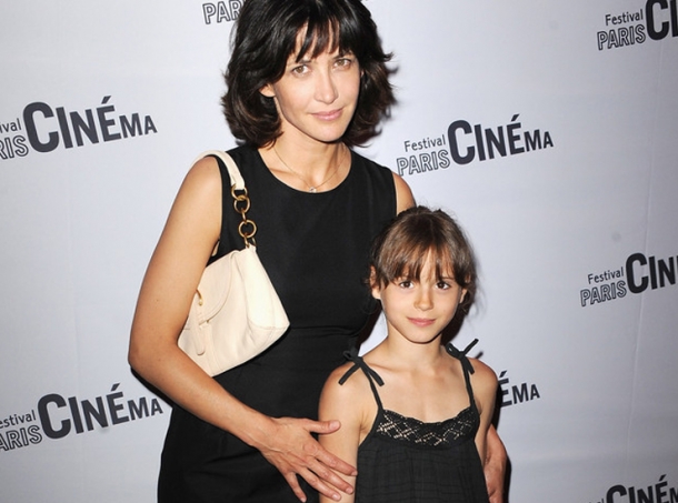 Я не можу цілувати своїх дітей напудреним