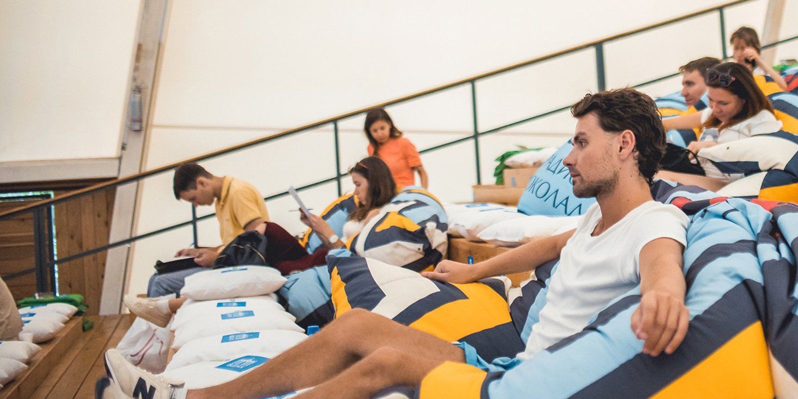 Місце: лекторій літнього кінотеатру ВДНГ (проспект Миру, будинок 123б)