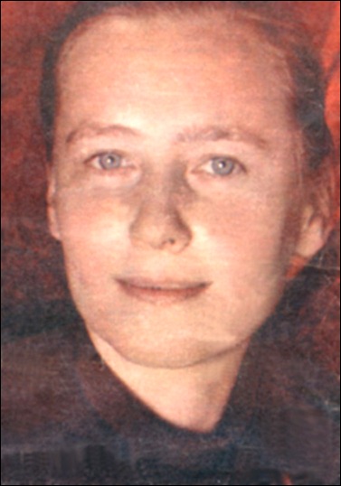 Витримавши великий конкурс (на одне місце було 13 претендентів-медалістів), вона стала студенткою