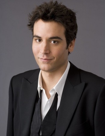 У 2012 році вона зіграла головну роль у фільмі «Гуманітарні науки», де її партнерами по фільму були   Джош Реднор   і Річард Дженкінс