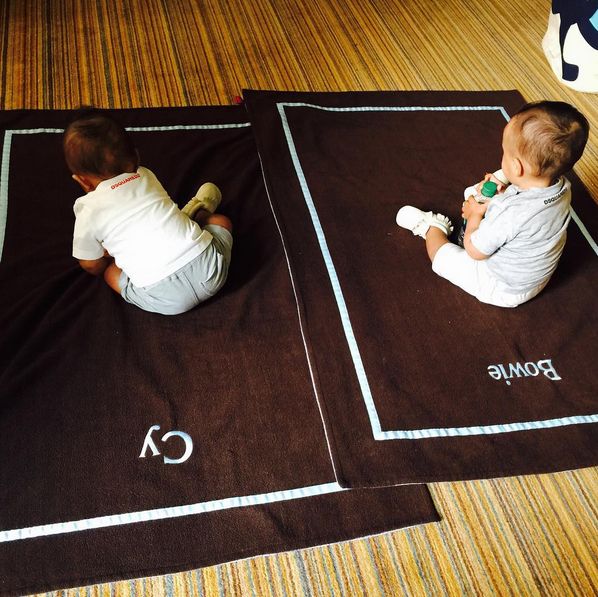 На той час Арбеніна вже була в розлученні зі своїм першим чоловіком, музикантом Костянтином Арбеніна, а про батька близнюків вона говорила так: «Він абсолютно не публічна людина, і наше життя залишиться тільки нашої»