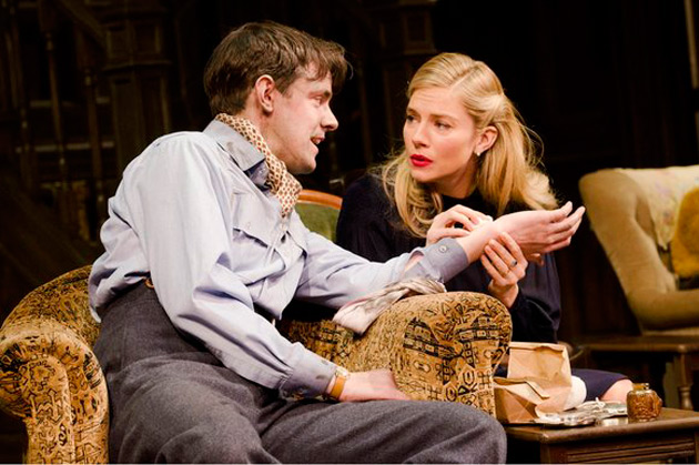 Постановку здійснила компанія Classic Spring Домініка Дромгула, відомого як художній керівник «Шекспірівського театру« Глобус »»