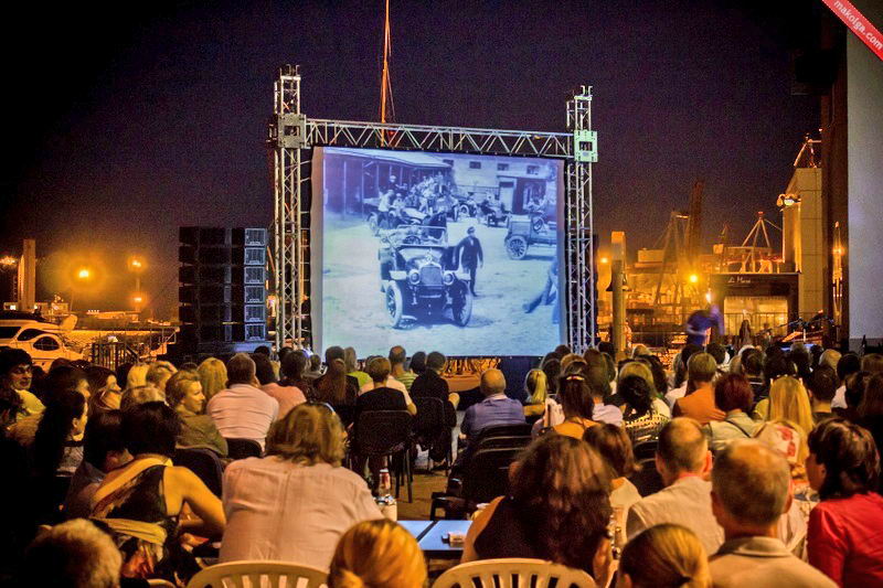 Програма незабаром з'явиться на   сайті   організувала захід компанії «Артхаус трафік»