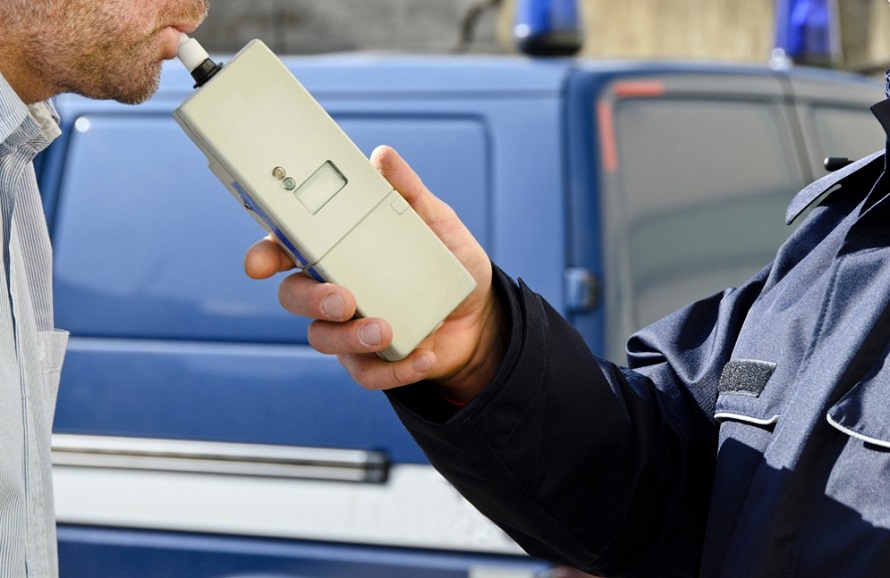 Просто законодавець вніс до закону можливість залучати водіїв до відповідальності за перевищення допустимої норми алкоголю в крові