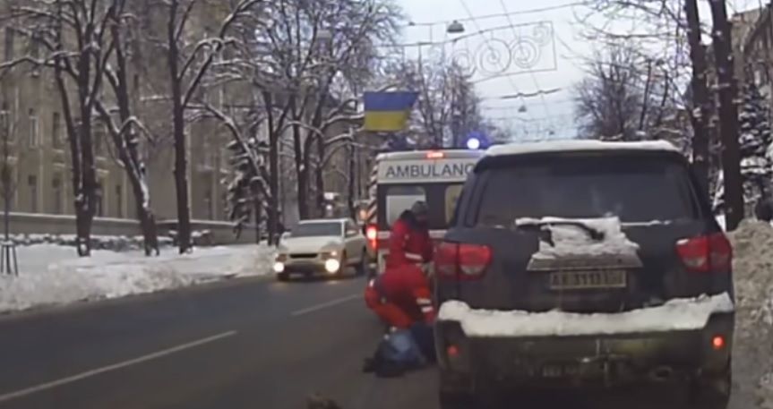 У прокуратурі вважають, що після смерті чиновника його колишня теща хотіла заволодіти його майном