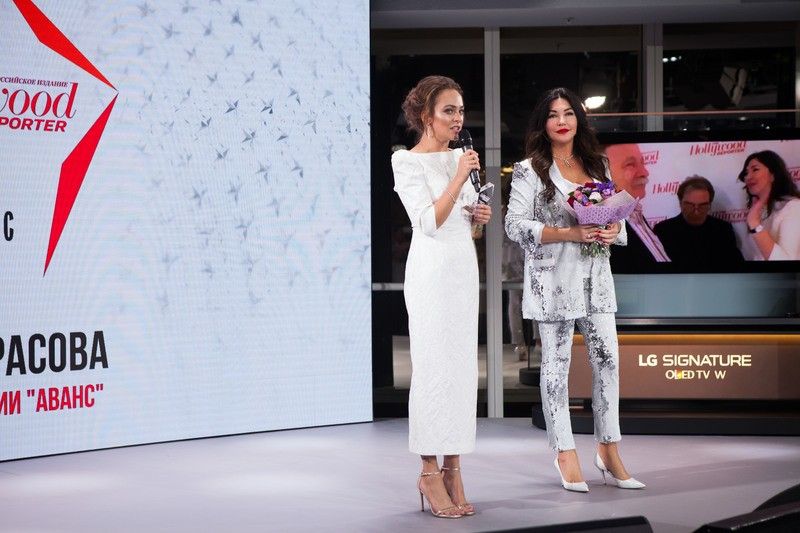 Тарасова пояснила таке рішення щільними графіками і браком часу, яке можна було б проводити спільно