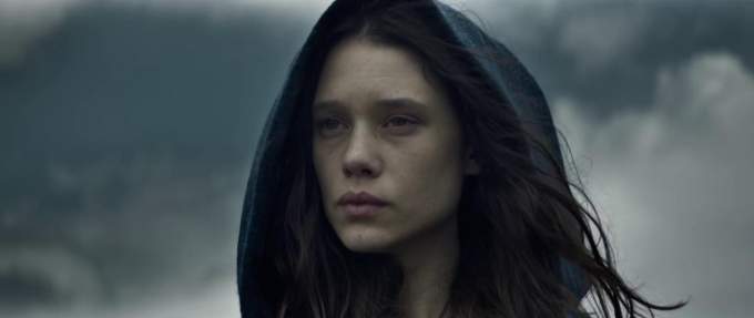 Напевно Річі просто вирішив не давати ходу любовної лінії, а сконцентруватися на тому, як Артур повертає собі трон