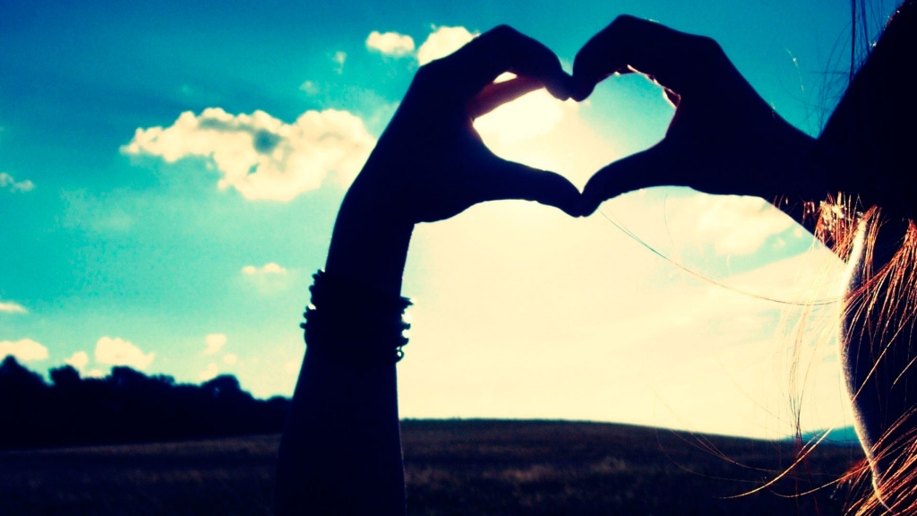 Сердечко з рук