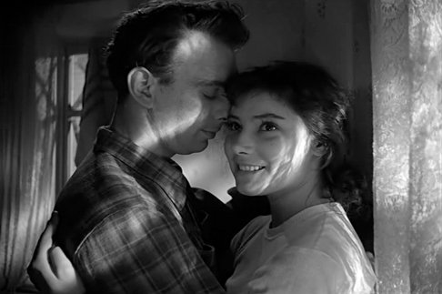 У ролях: Євген Євстигнєєв, Борис Плотніков, Володимир Толоконников, Ніна Русланова, Ольга Меліхова, Роман Карцев