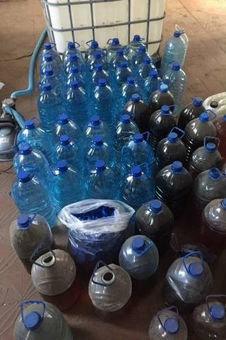 Прокуратура області спільно з Головним управлінням фіскальної служби в області повторно викрили цех з виготовлення сурогатного алкоголю