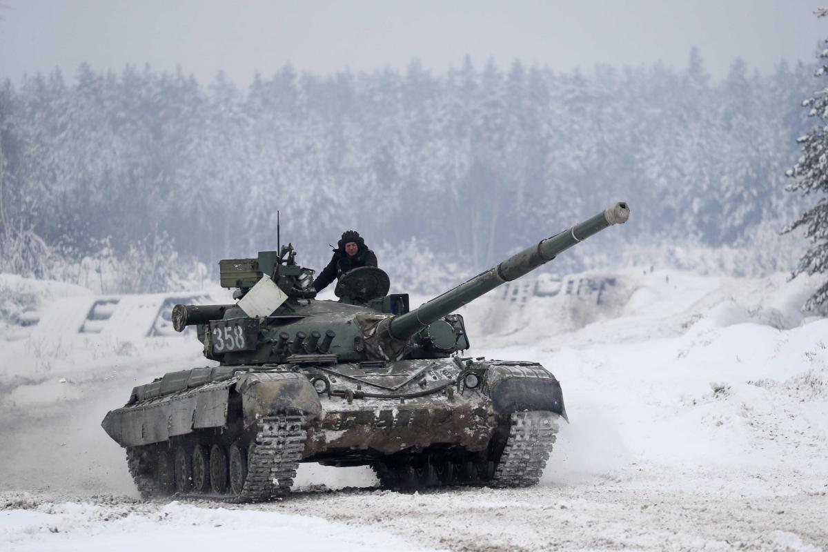 Навіть невеликий зсув в хиткому балансі на Донбасі може стати іскрою, з якої в Східній Європі почнеться повний хаос