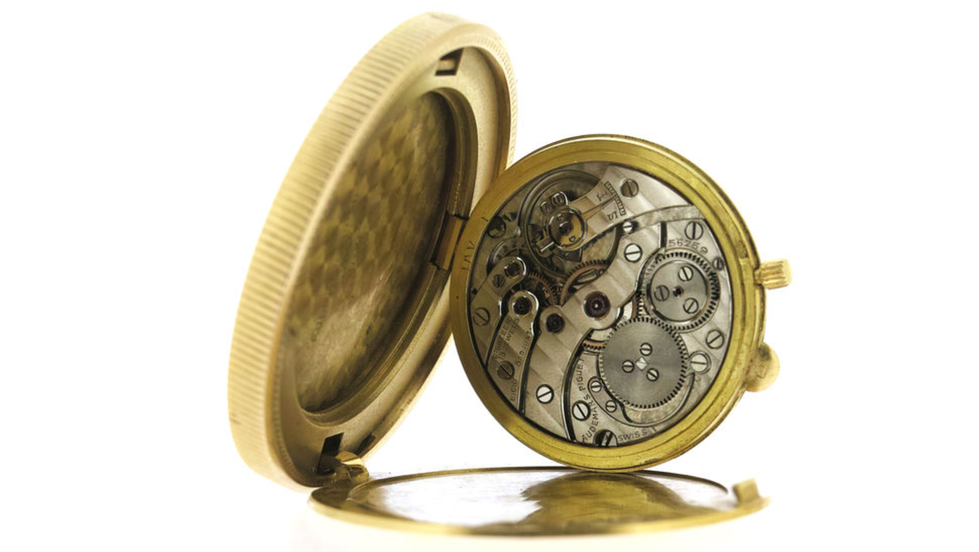 Если вы когда-нибудь приобретете свои скелетонированные часы Audemars Piguet с 1934 года, вы станете настоящим счастливчиком: это были первые   скелет часы   , произведенный в восемнадцатом веке