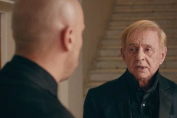 Але ж перед прем'єрою Фома сумнівався в словах Ернеста, що він знайомий з метрами російського театру