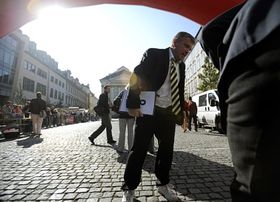 Фото: ЧТК   А ось щур-переможець, сама спритна в їзді на офісних кріслах, альфа-самець, Роман Шиссер, менеджер з інновацій в компанії Coca-Cola: